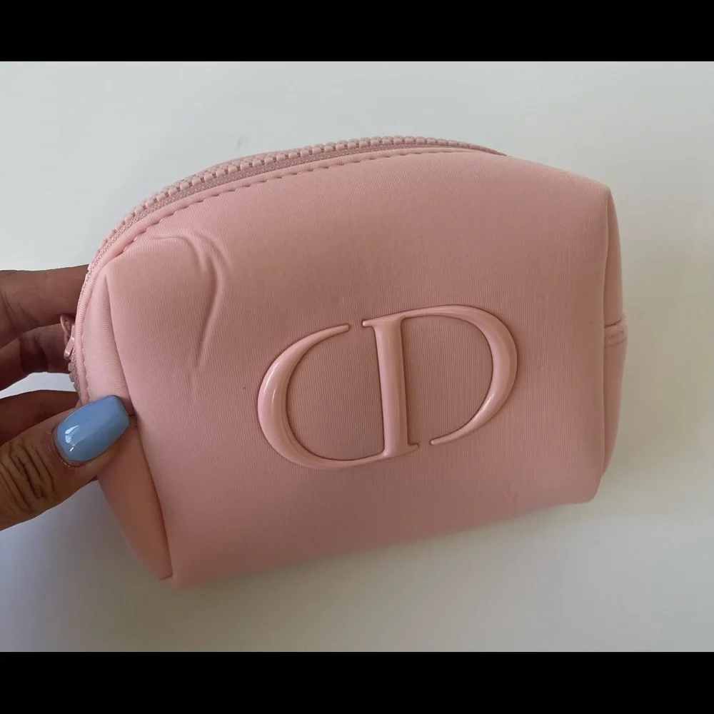 Dior VIP Pouch - Picture 2 of 5
